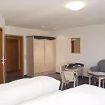 Ξενοδοχείο Roessle 3*